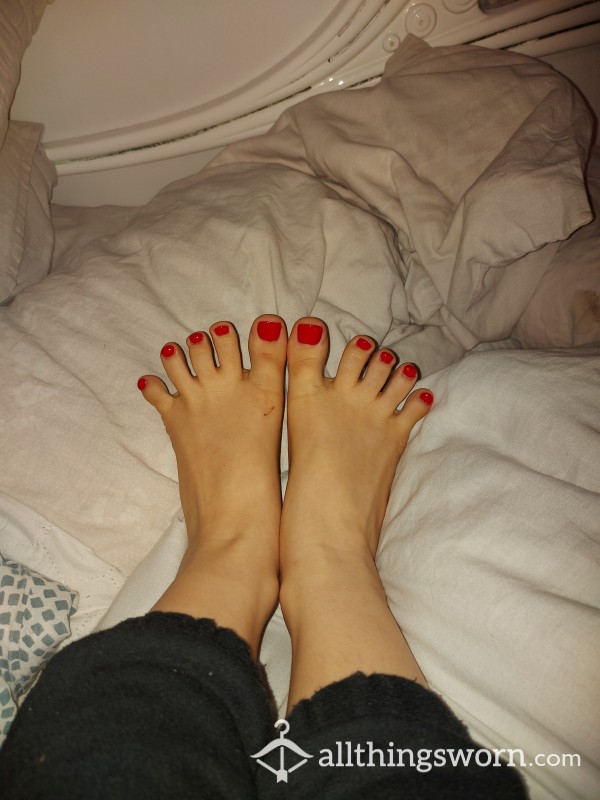 Red Nails