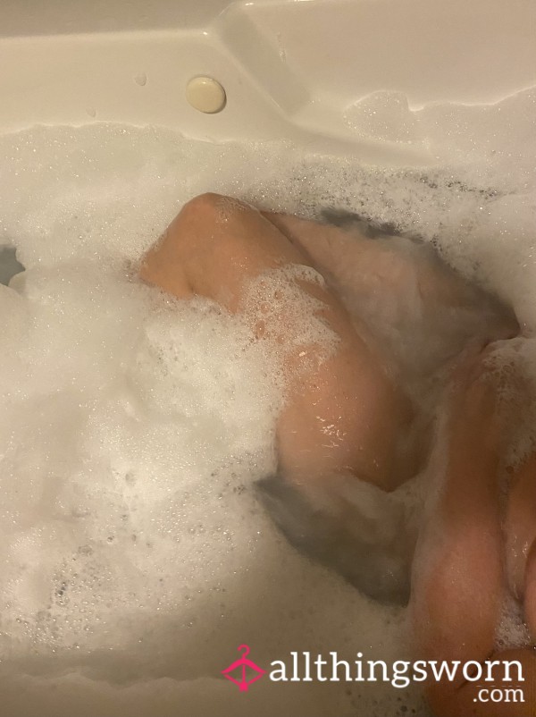 Relaxing Time In The Tub Shaving My Legs