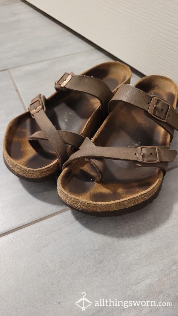 ✨ CLEARANCE ✨ Birkenstocks 👣