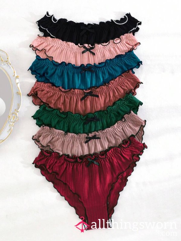 Ruffled Ribbed Bikini Panty! Size M