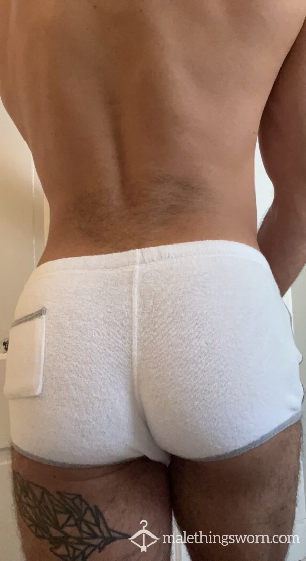 Rufskin Booty Shorts L