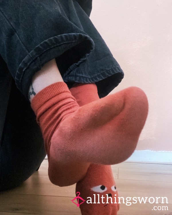 !SALE! Cute Orange Well Worn Socks With A Face