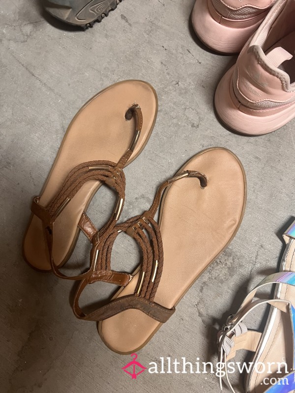 Sandals Used