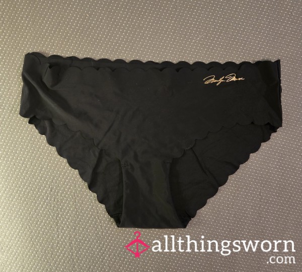 ⚫️ Smooth Micro Fiber Fullback Black Panties ⚫️