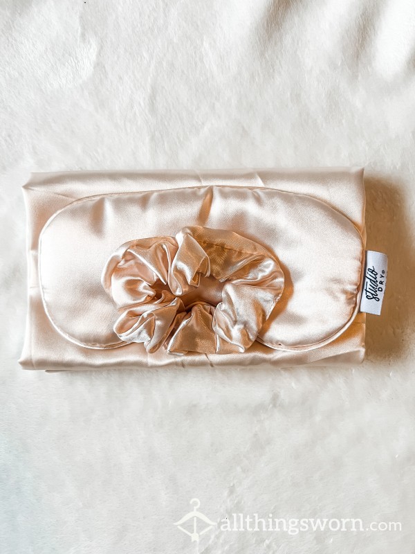 Satin Pillowcase And Scrunchie