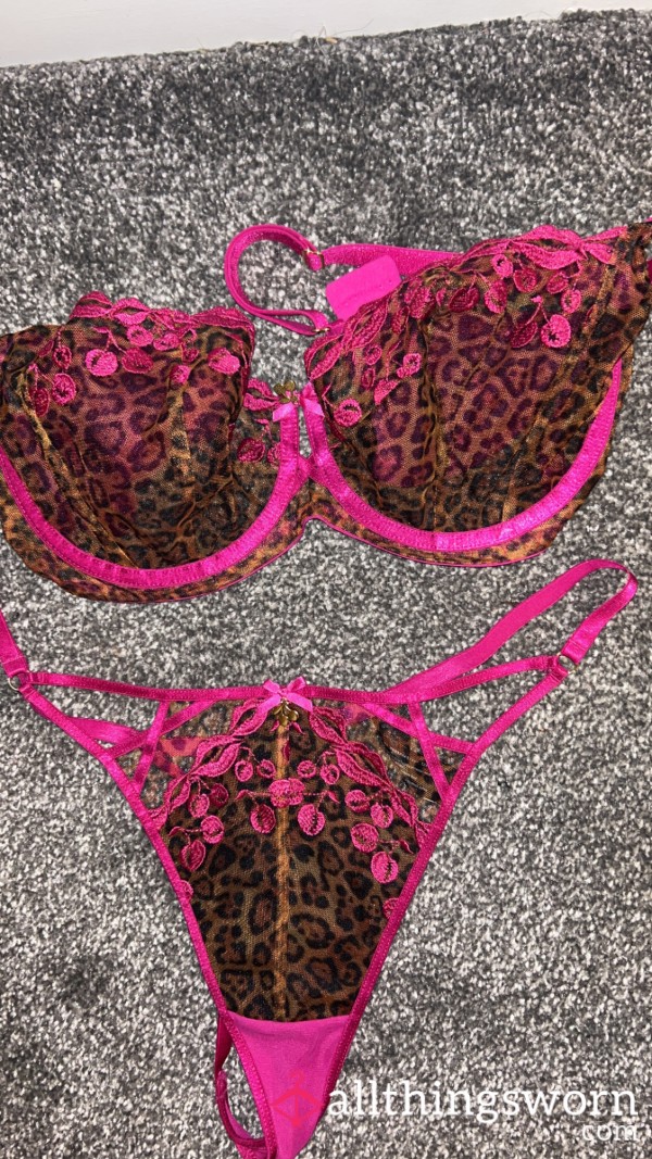 Saucy Leapord Print Ann Summers Set