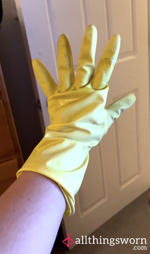 Second-Hand Kitchen Gloves