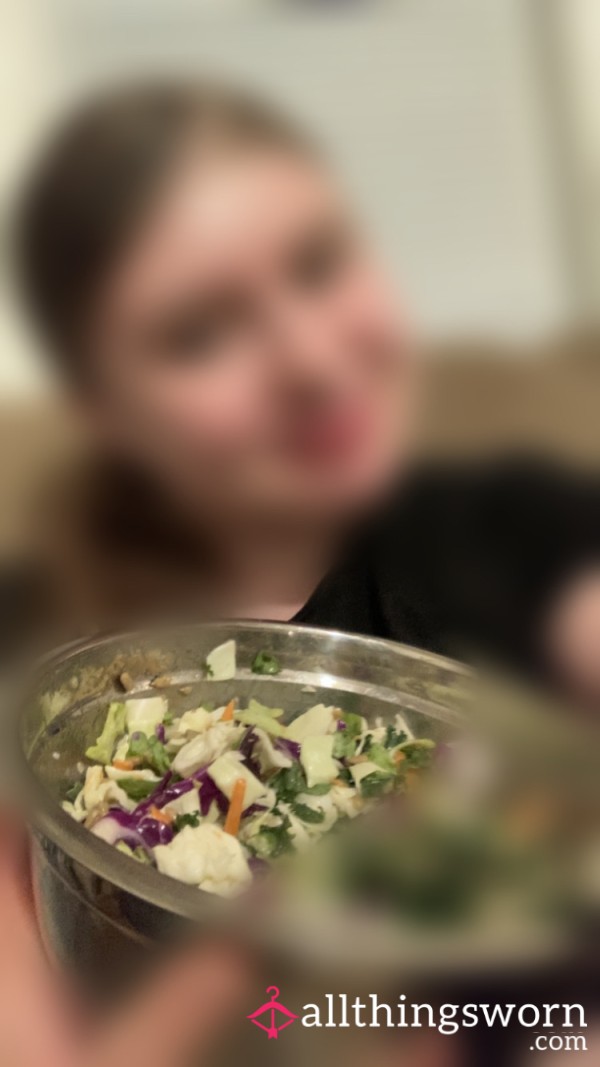 Selfie Pack W/ My Favorite Salad