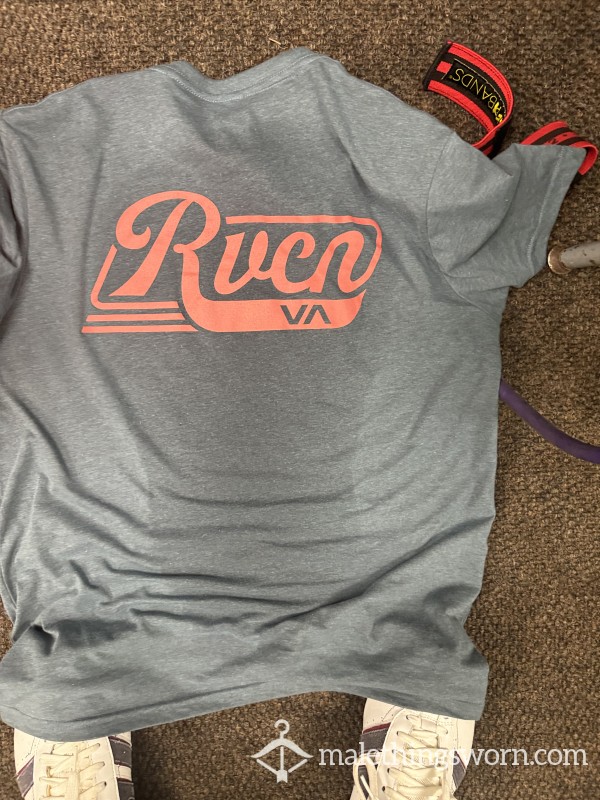 ***SALTY & HOT*** THE ABSOLUTE RIPPEST SWEAT SMELL Of MUSK!!!  S**y And Very Sweaty RVCA Workout Tee Shirt (M)