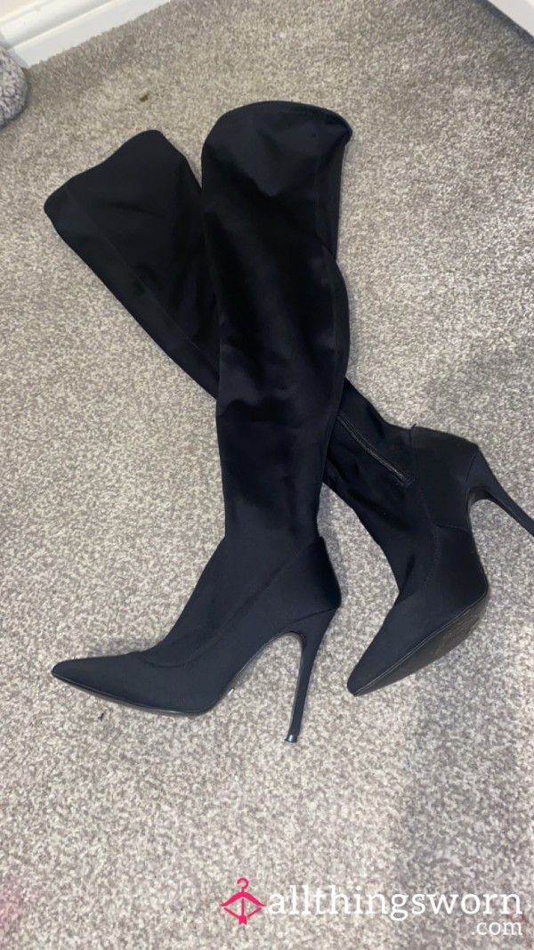 Closing Down Sale!!s**y Black Knee High Boots 😍