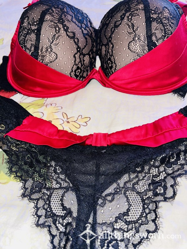 💓s**Y Black Lace And Red Satin Bra And Well Worn Panty Set