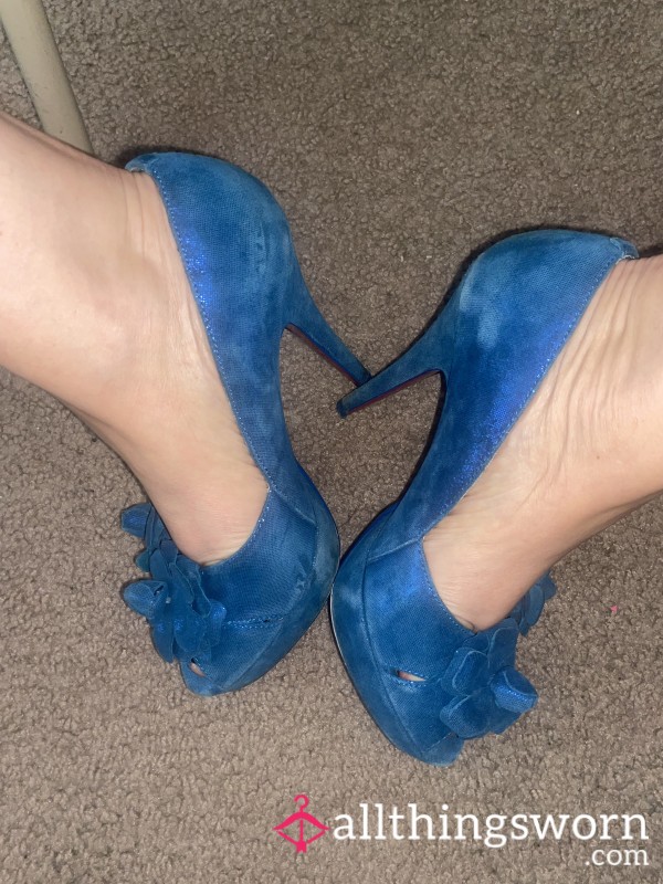 S**y Blue P**p Toe High Heels Stinky Smelly Worn In