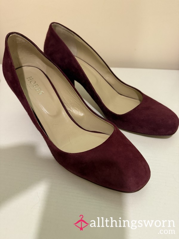 S**y Burgundy Suede Heels