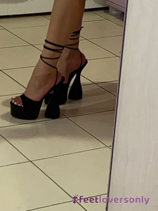 S**y Heels