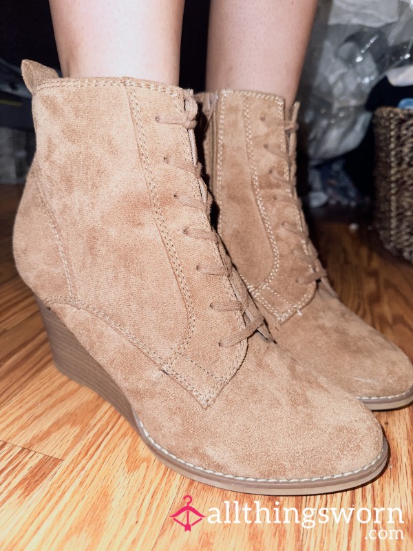 S**y Lace Up Ankle Booties