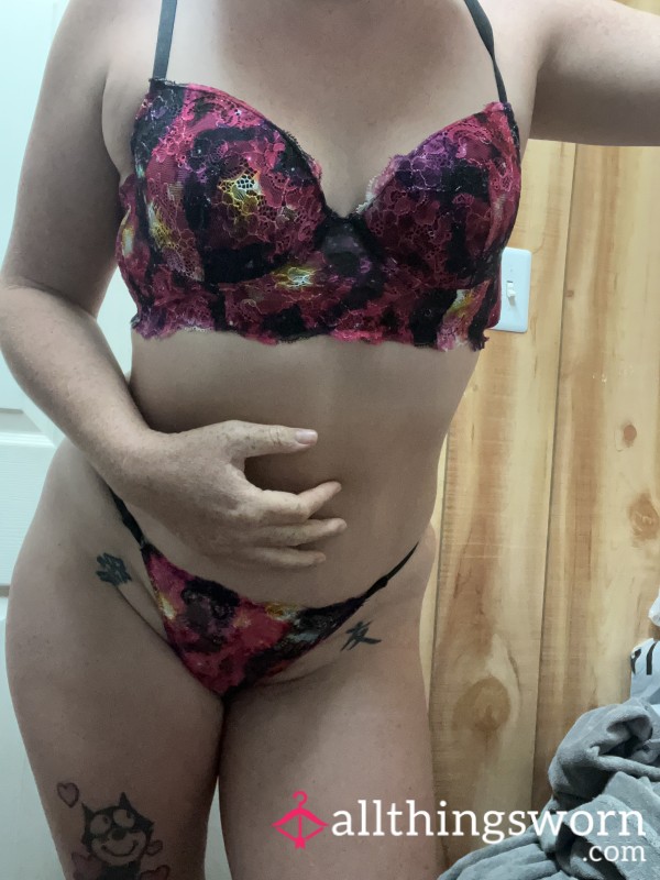 S**y Pink And Black Lingerie