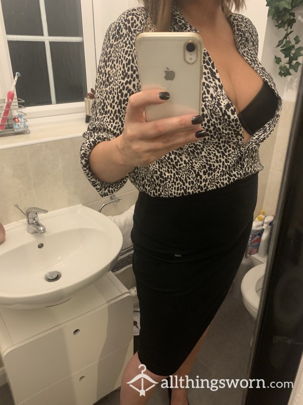 S**y Office Skirt