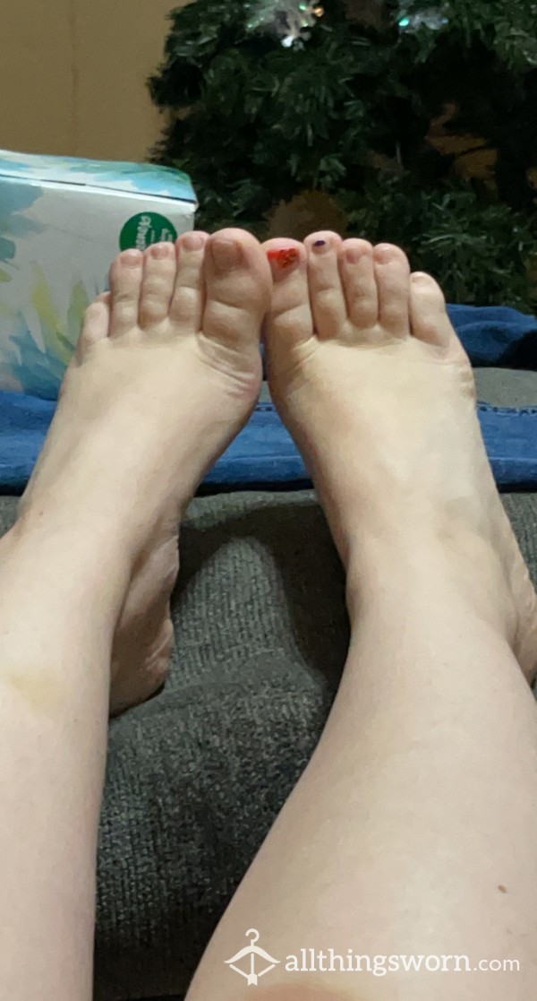 S**y Petite Feet