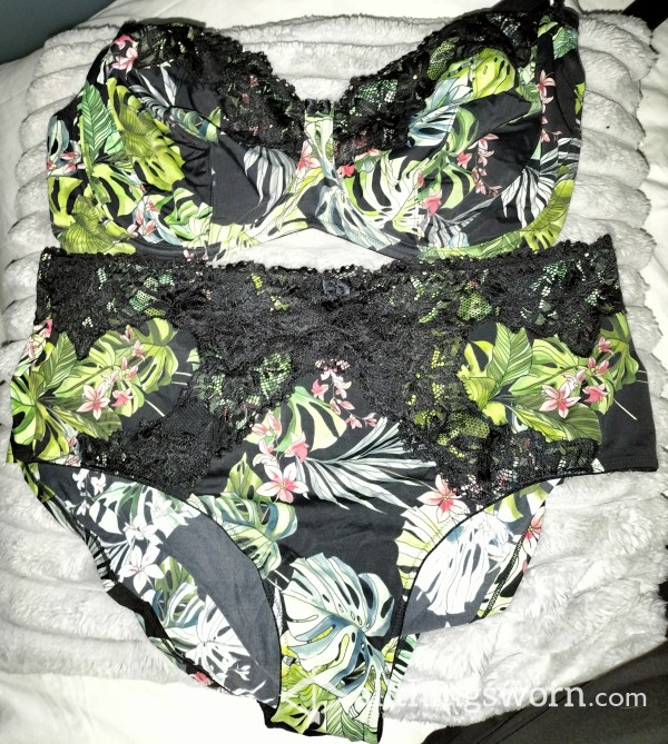 S**y Plus Size Bra & Pantie Set