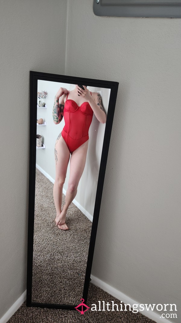 💄 S**y Red Bodysuit 💄