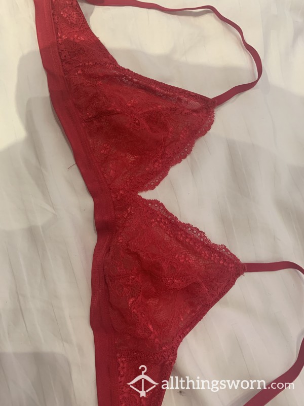 S**y Red Bra ❤️