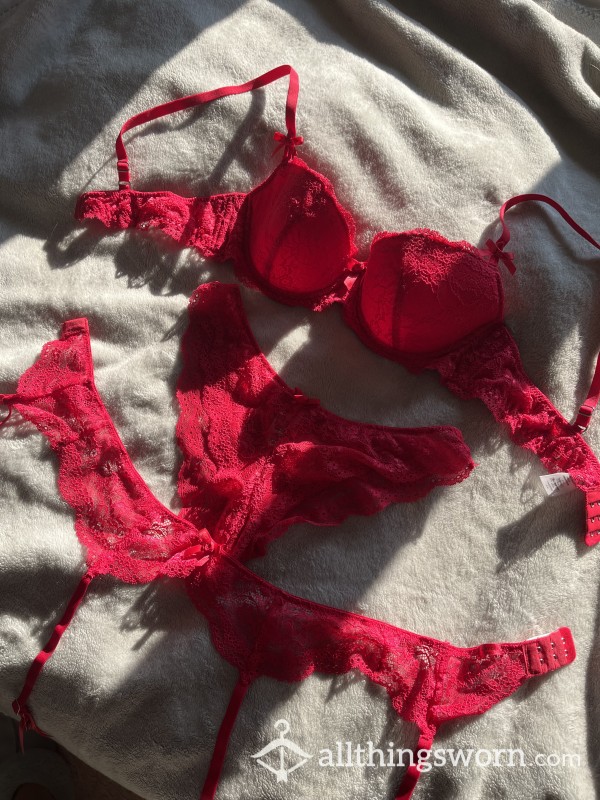 S**y Red Lingerie Set