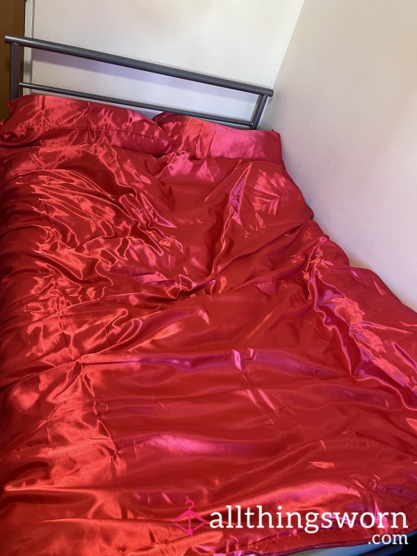 S**y Red Satin Double Duvet Cover And Pillow Set 🌹