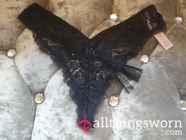 S**y Savage Fenty Black Thong😍