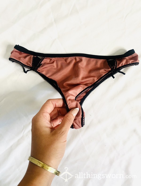 S**Y Silky Mauve Thong With Black Detail