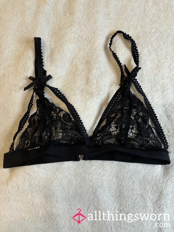 S**y Well Loved Black Lace Bralette Lingerie