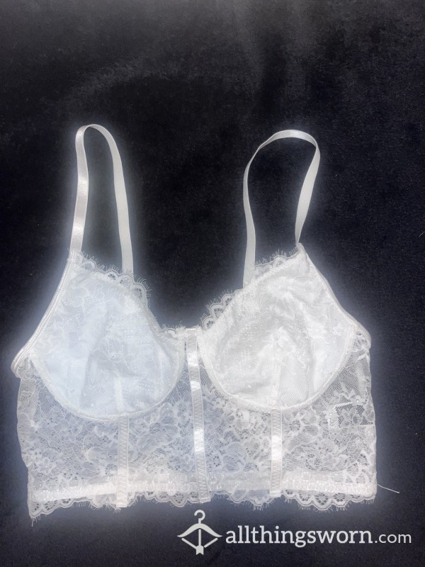 S**y White Lace Bralette