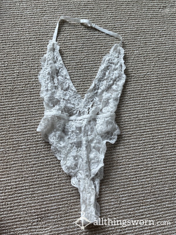 S**y White Lace Lingerie