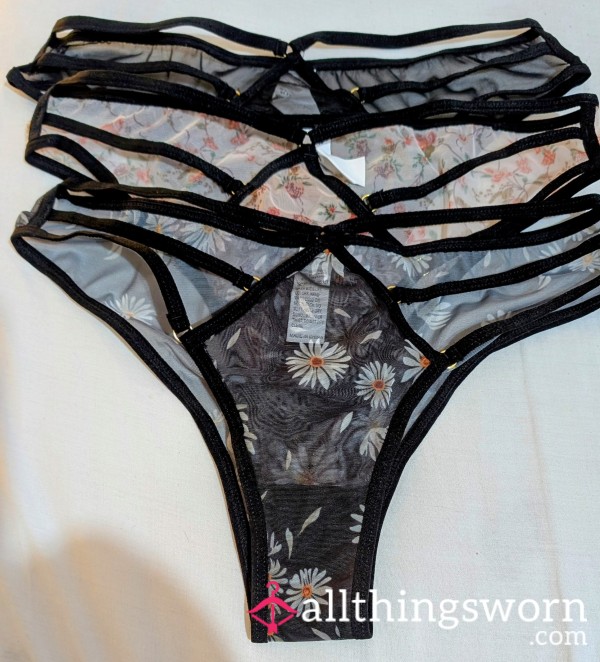 Sheer Flor*l Panties. Size M.