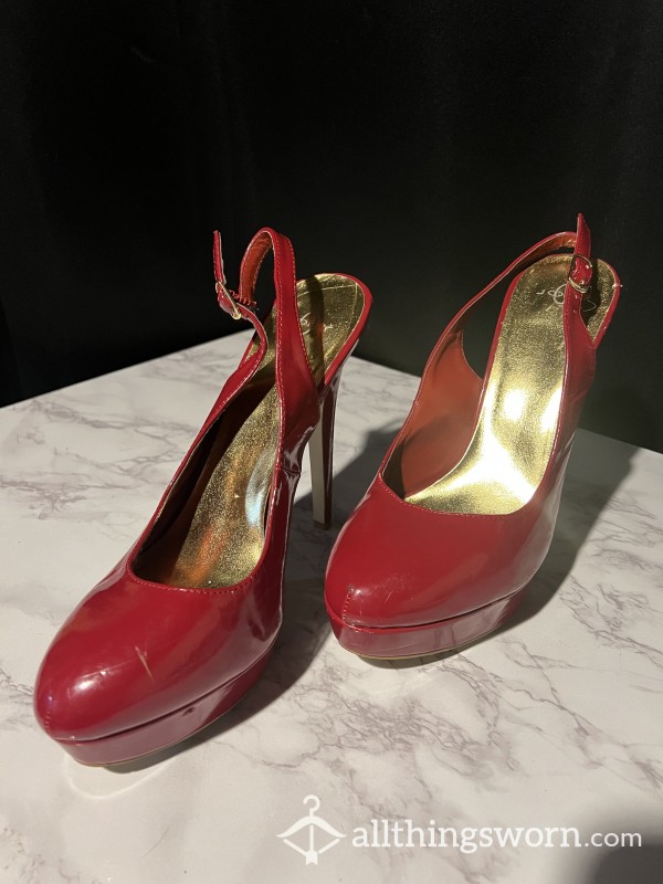 Shine On In These S**y Red Heels, Size 10