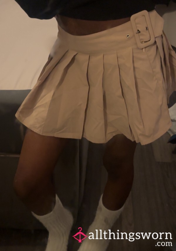 Short Mini Beige Skirt