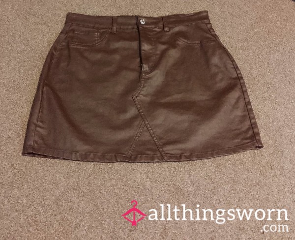 Short S**y Leather Skirt