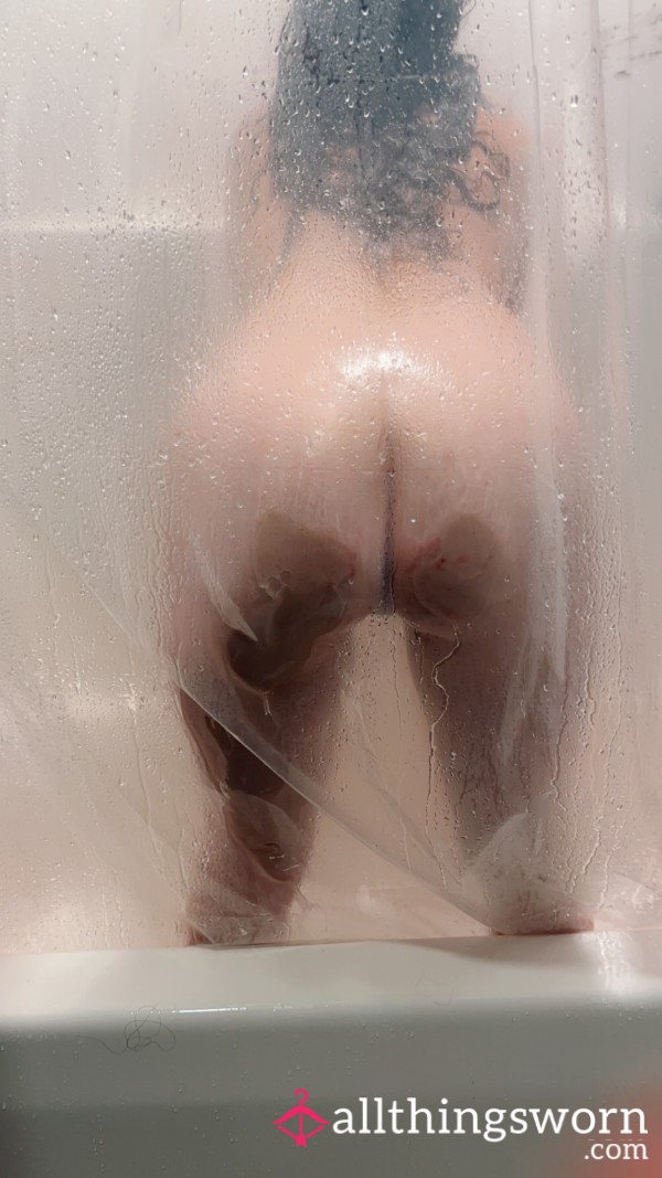 Shower Nudes