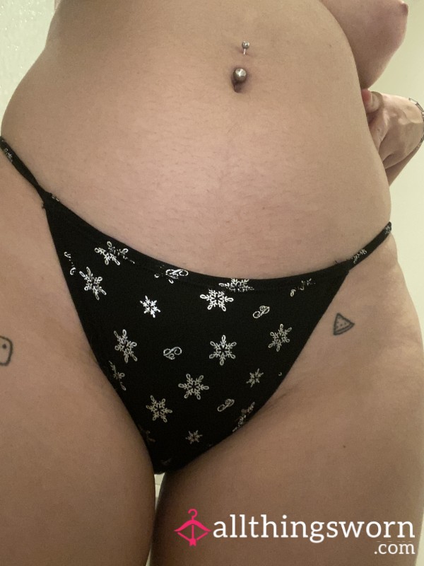 Side String Black W/ Snowflakes Panty