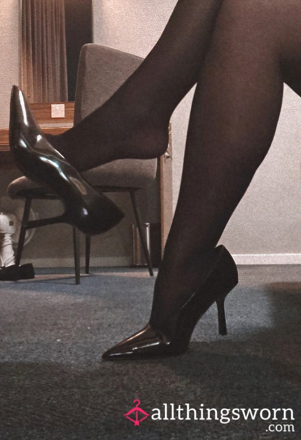 Hotel Room Heels And Tights Teasee 🔥🫦    *2min 35 Seconds*