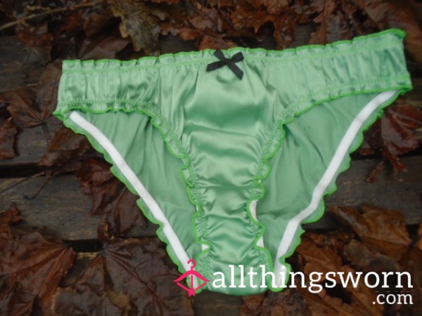 🍂JANUARY OFFER🍂💚Silky Feel Panties💚