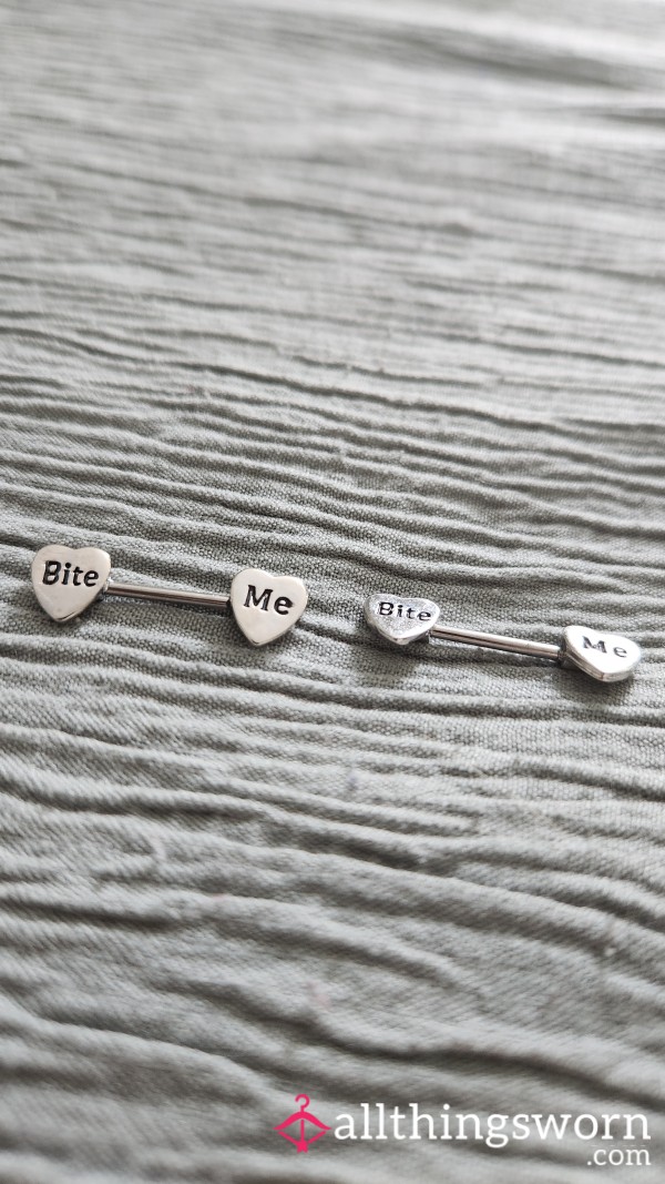 🫦 Silver Heart "Bite Me" Barbell Nipple Rings 🫦