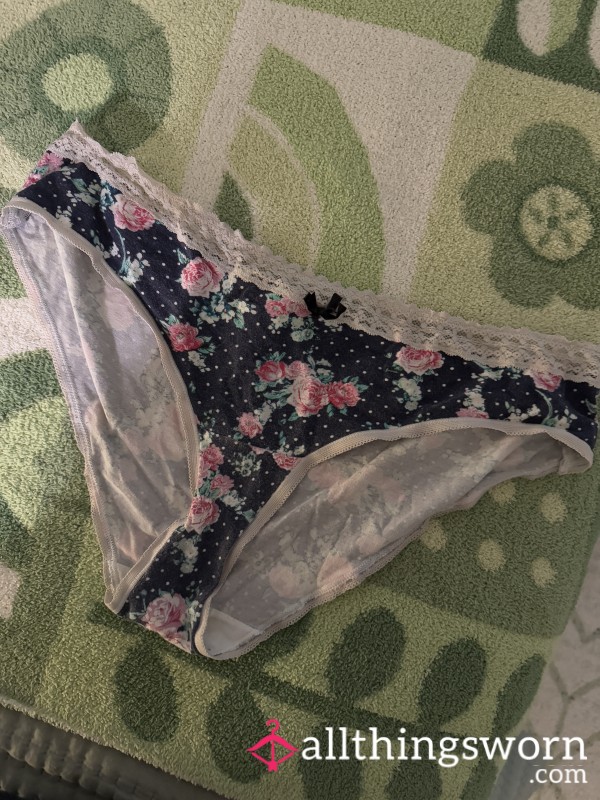 Simple Flor*l Cotton Panties