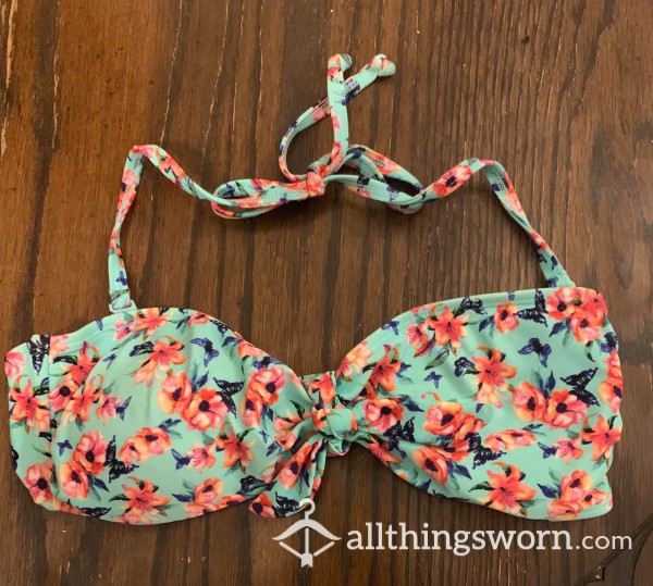 Size 10 Blue Flowery Bikini Top £10 Posted