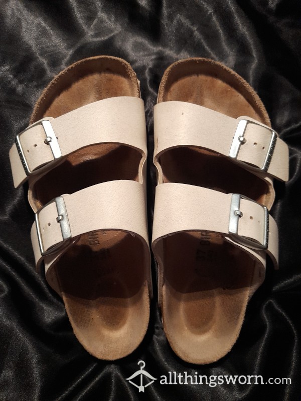 Size 4 Birkenstock Sandals With Toe Prints