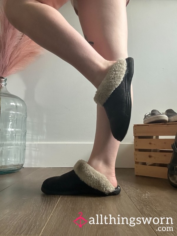 Size 6, 1 Year Old Well Worn Slippers