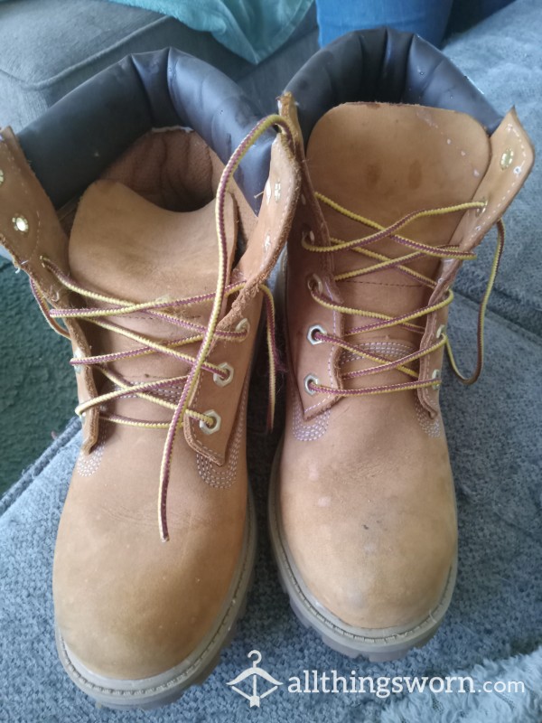 Size 7 Women's Timberlands