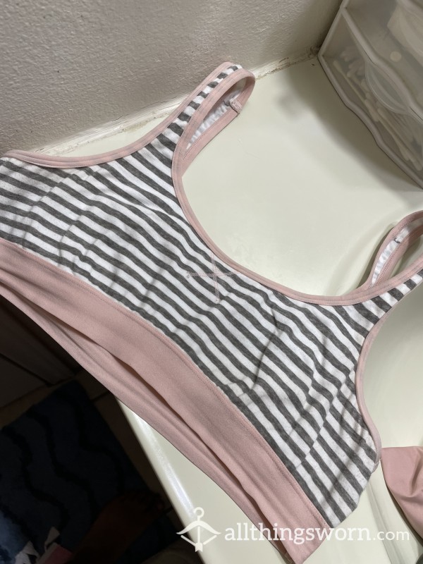 Small Light Stripe Sports Bra