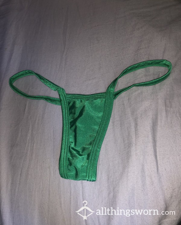 💚Small, Tight Fit, S**y Green Gstring!