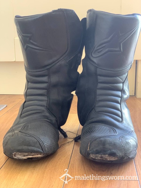 🐽 SMELLY BIKER BOOTS *WELL WORN* ALPINESTARS🏍🧨 “SOLD”