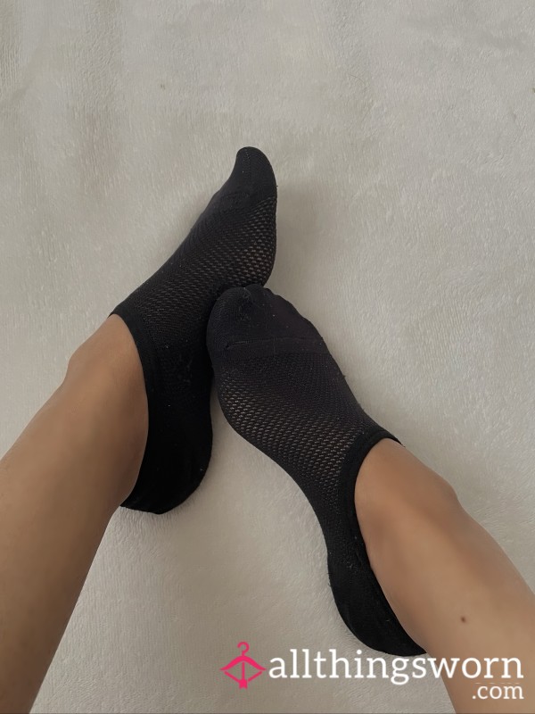 Black No Show Trainer Invisible Low Cut Ankle Socks